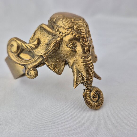 Vintage Elephant Head Cuff Bracelet - Picture 4 of 15
